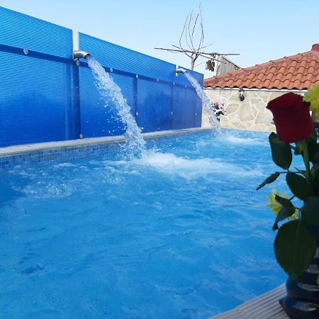 Hotel Flesvos Pefkochori Bagian luar foto
