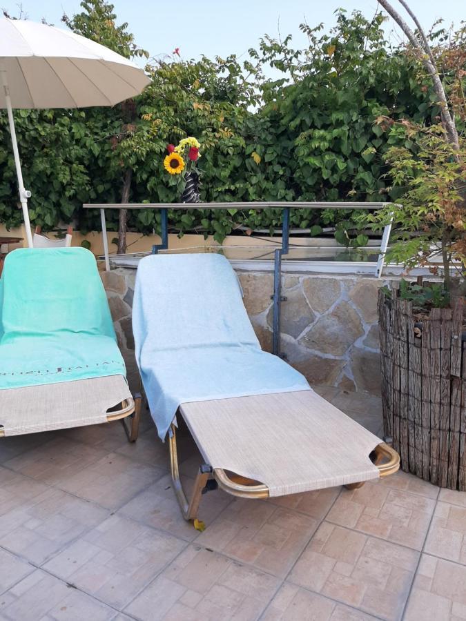 Hotel Flesvos Pefkochori Bagian luar foto