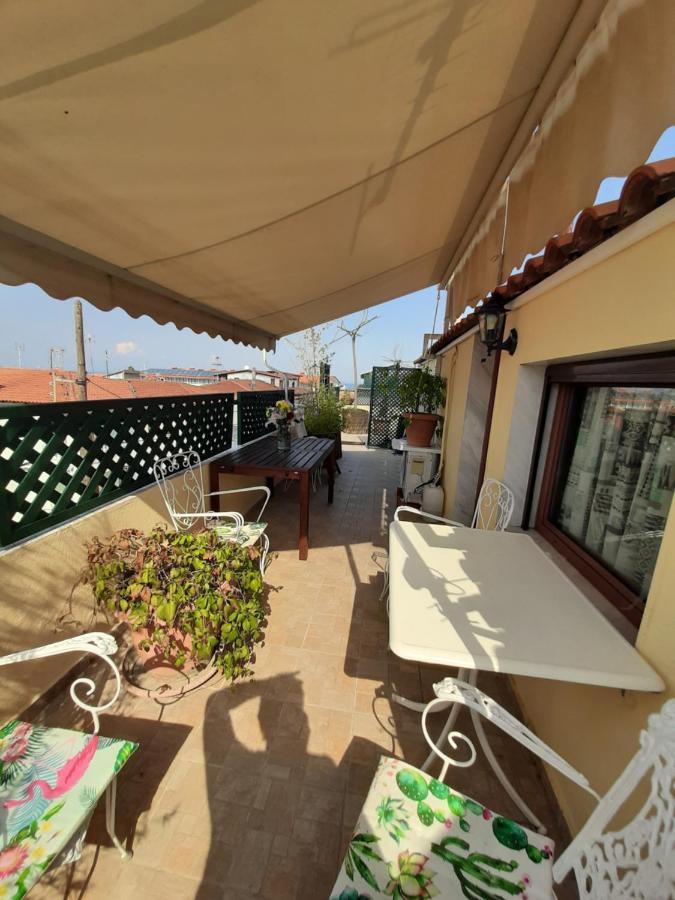 Hotel Flesvos Pefkochori Bagian luar foto