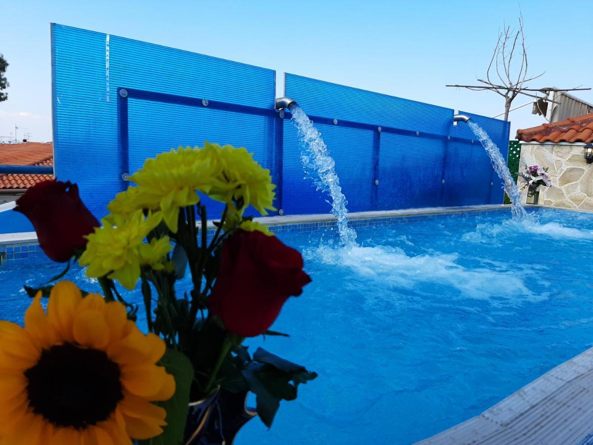 Hotel Flesvos Pefkochori Bagian luar foto