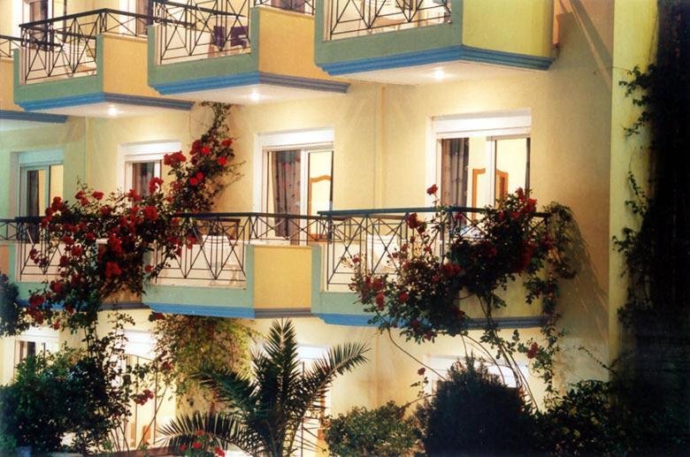 Hotel Flesvos Pefkochori Bagian luar foto