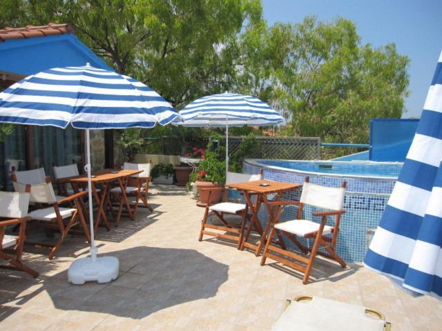 Hotel Flesvos Pefkochori Ruang foto